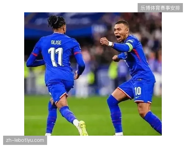 德尚演练姆巴佩单中锋战术,法国队豪华攻击线将对楚阿梅尼和拉比奥的双后腰提出更高要求 德尚演练姆巴佩单中锋战术,法国队豪华攻击线将对楚阿梅尼和拉比奥的双后腰提出更高要求